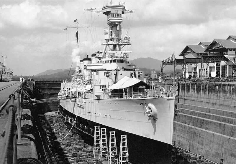 Файл:USS Detroit 25.jpg