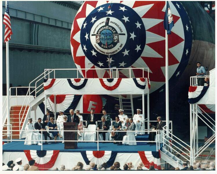 Файл:USS Greeneville launch.jpg
