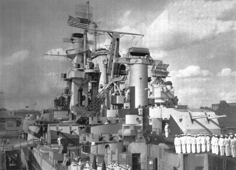 Файл:USS Guam 20.jpg