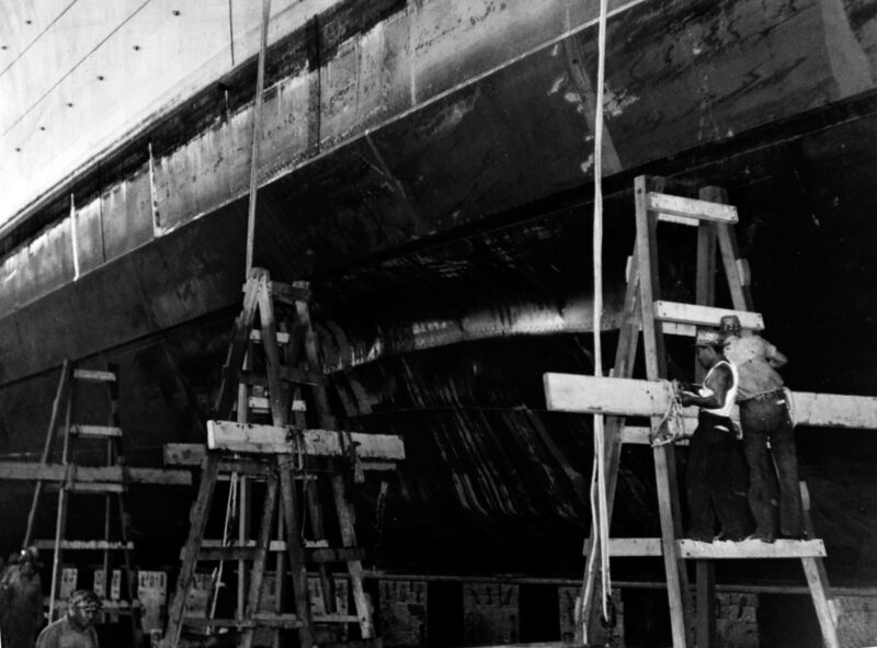 Файл:USS Honolulu 11.jpg