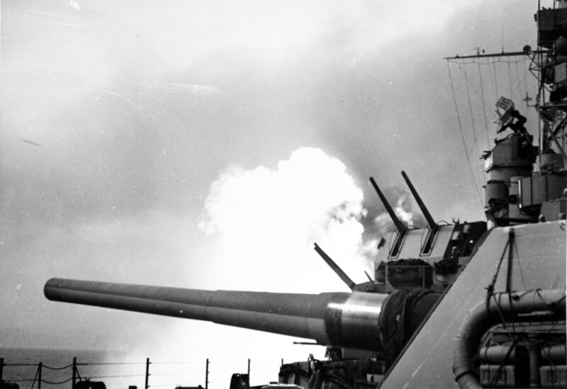 Файл:USS Indiana 06.jpg