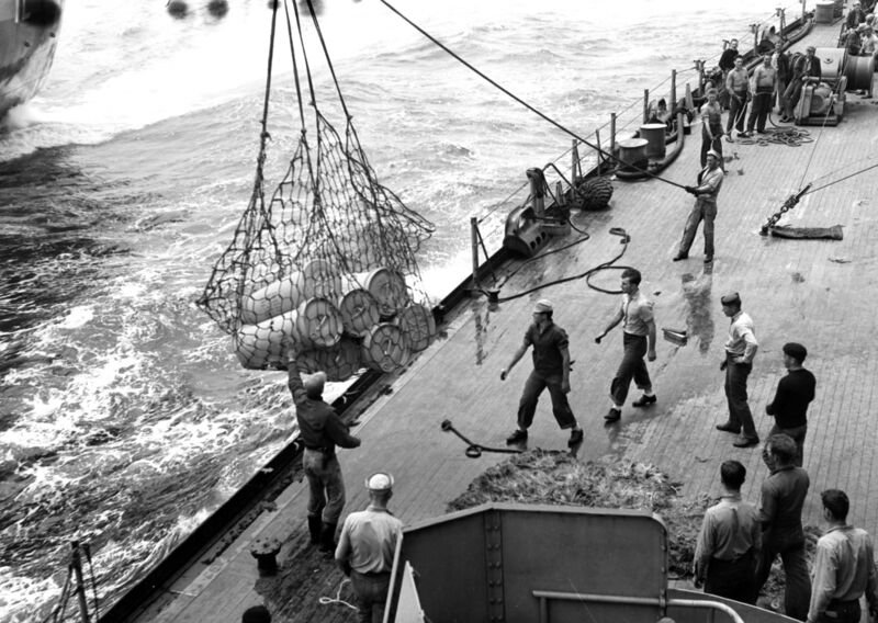 Файл:USS Indiana 09.jpg