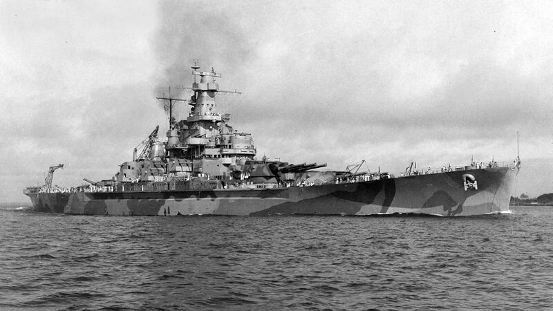 Файл:USS Indiana 24.jpg