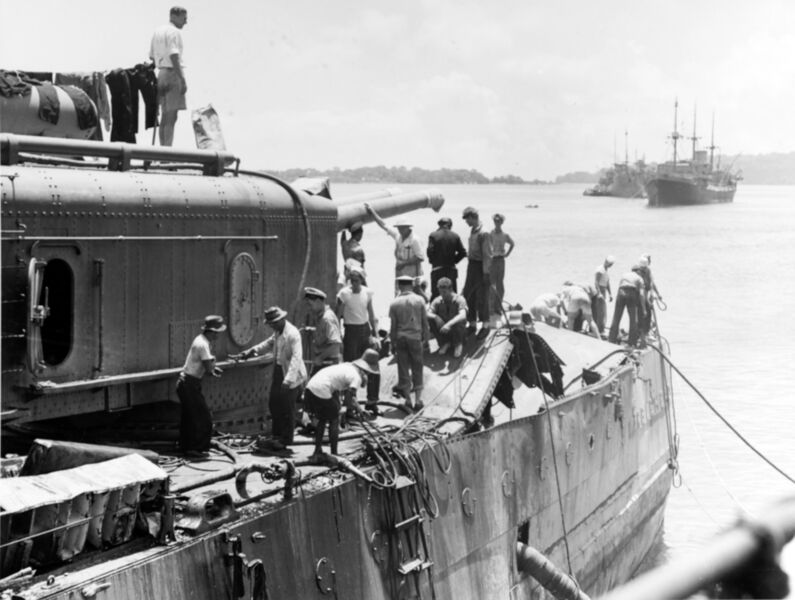 Файл:USS Marblehead 15.jpg