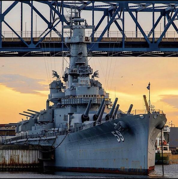 Файл:USS Massachusetts 21.jpg