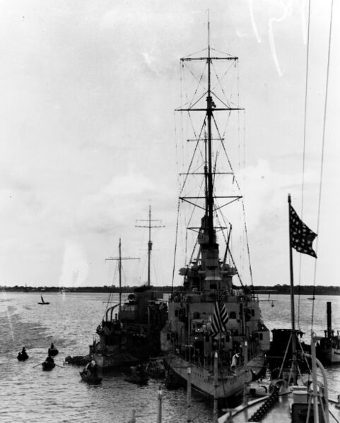 Файл:USS Memphis 05.jpg