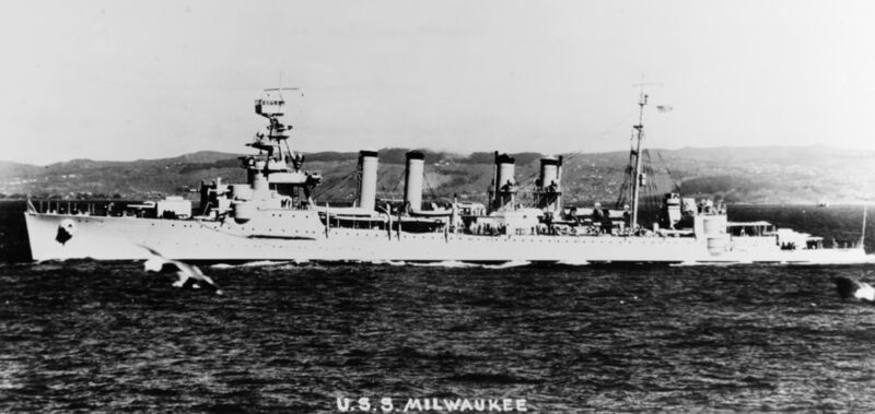 Файл:USS Milwaukee 02.jpg