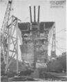 USS Minneapolis в доке верфи ВМС Mare Island во время ремонтных работ после боя у Тассафаронги