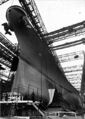 Корпус линкора USS Missouri перед спуском на воду. Верфь Нью-Йорка, январь, 1944 г.