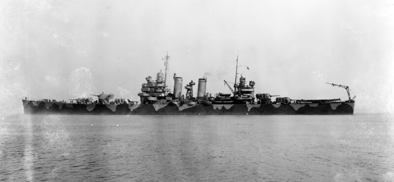 Файл:USS Nashville 06.jpg