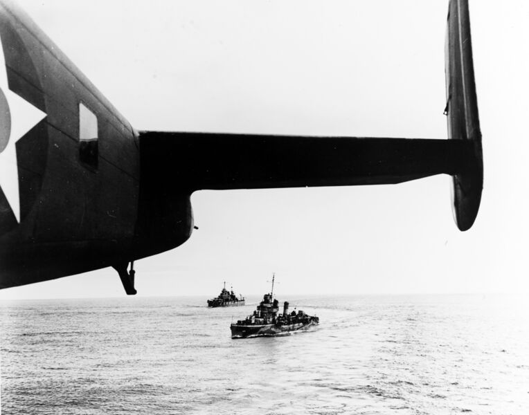 Файл:USS Nashville 12.jpg