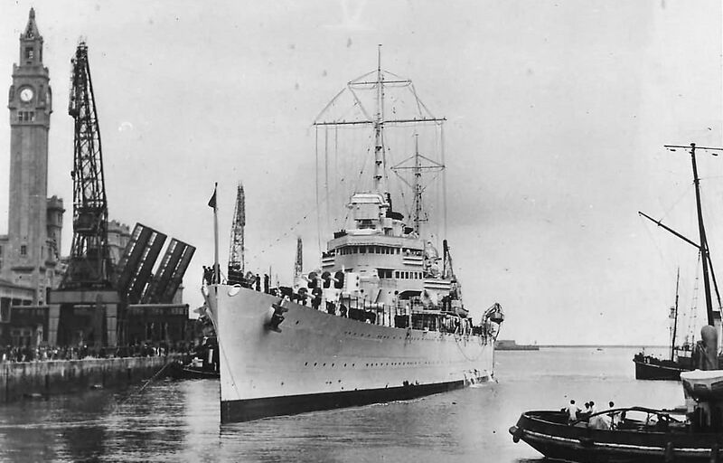 Файл:USS Nashville 18.jpg