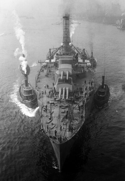 Файл:USS Nevada 105.jpg