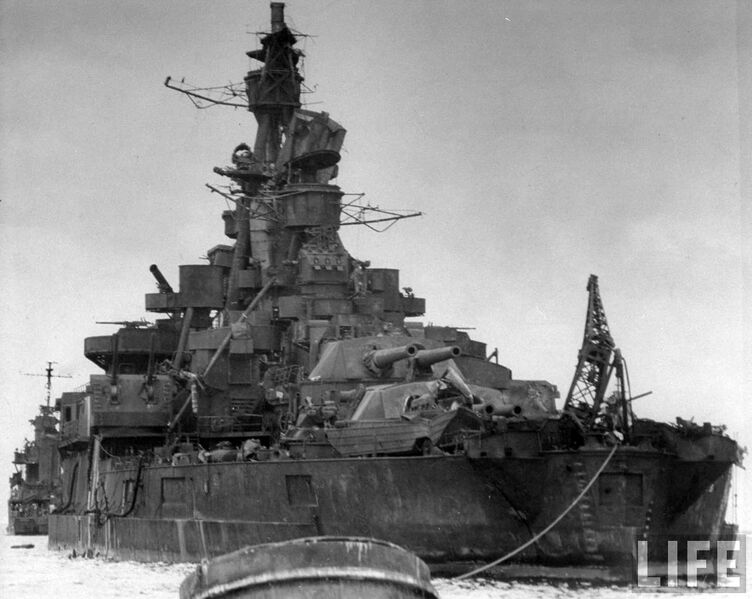 Файл:USS Nevada 113.jpg