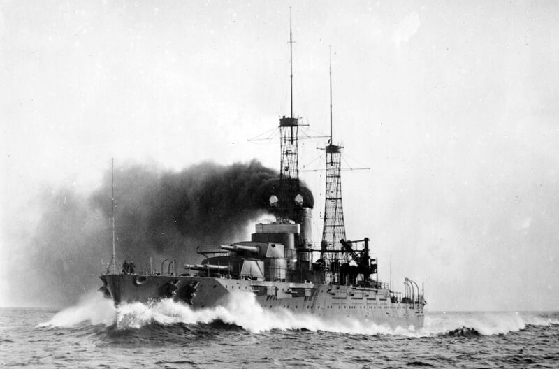 Файл:USS Nevada 117.jpg