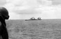 Линкор USS New Jersey обстреливает о.Титиан Марианского архипелага, 14-15 июня 1944 г.