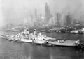 Переход линкора USS New Jersey на стоянку Резервного флота. Нью-Йорк, 1948 г.