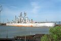 Тяжелый крейсер Newport News CA-148 перед разделкой на металл