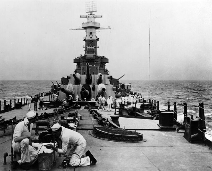 Файл:USS North Carolina 14.jpg