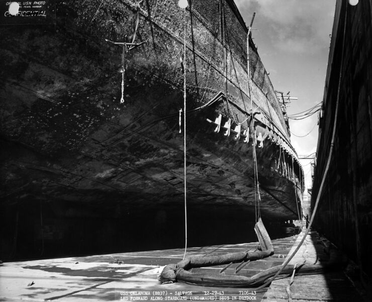Файл:USS Oklahoma 56.jpg