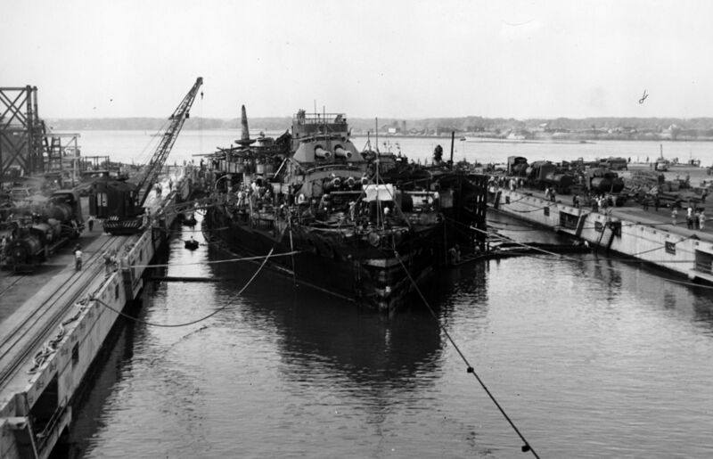 Файл:USS Oklahoma 57.jpg