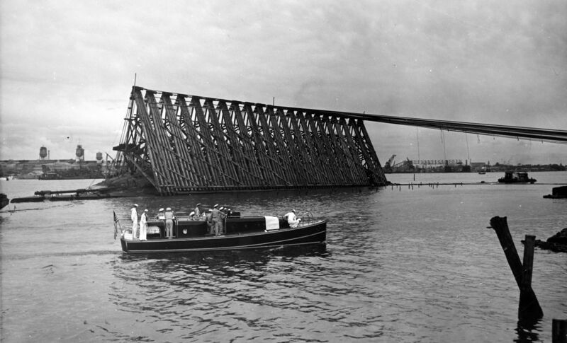 Файл:USS Oklahoma 70.jpg