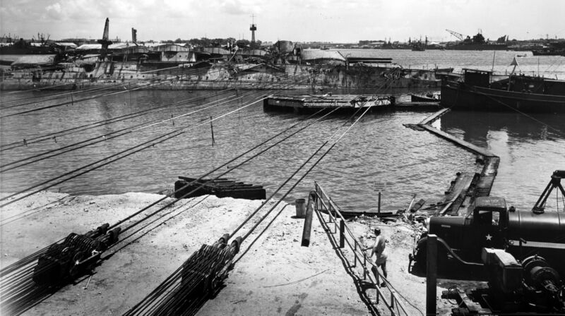 Файл:USS Oklahoma 74.jpg