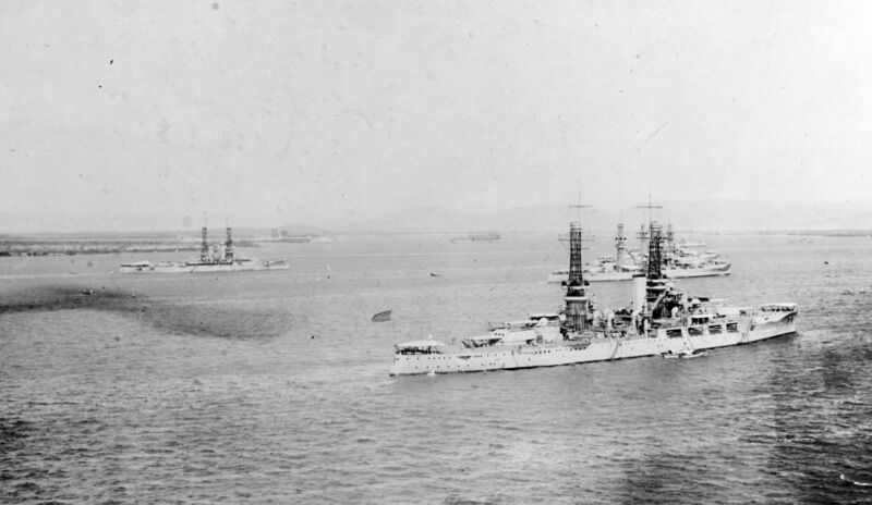 Файл:USS Oklahoma 80.jpg
