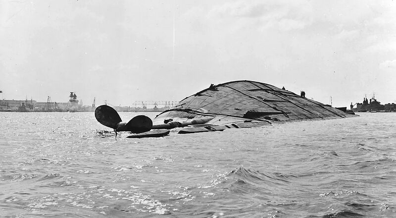 Файл:USS Oklahoma 97.jpg