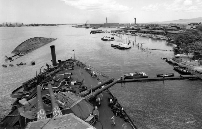 Файл:USS Oklahoma 99.jpg