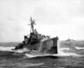 USS DD-886 Orleck (1945) во время волнения на море