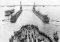 Линкора USS Pennsylvania входит в плавдок ABSD-2, октябрь 1944 г.