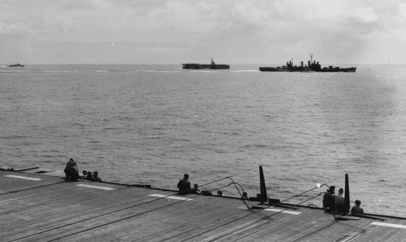 Файл:USS Phoenix 02.jpg