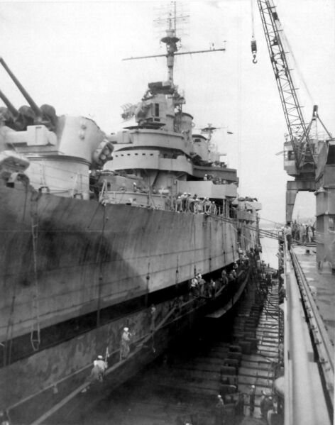 Файл:USS Phoenix 08.jpg