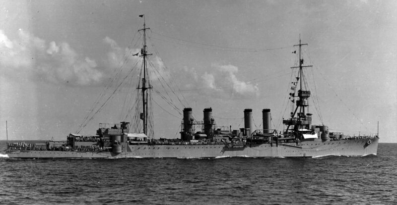 Файл:USS Raleigh 03.jpg