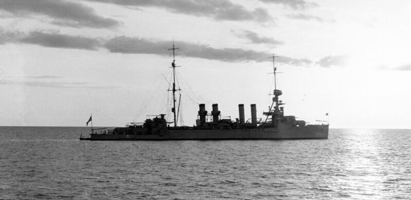 Файл:USS Raleigh 06.jpg