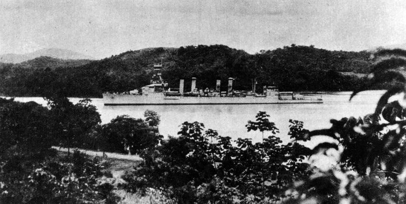 Файл:USS Raleigh 10.jpg