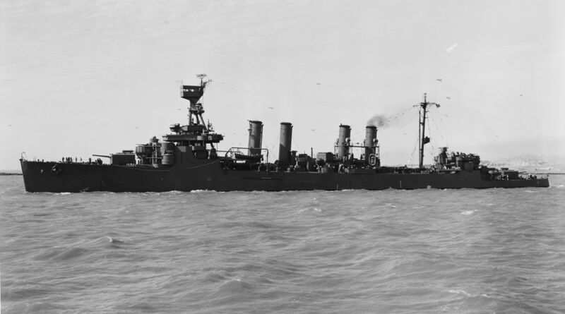Файл:USS Raleigh 12.jpg