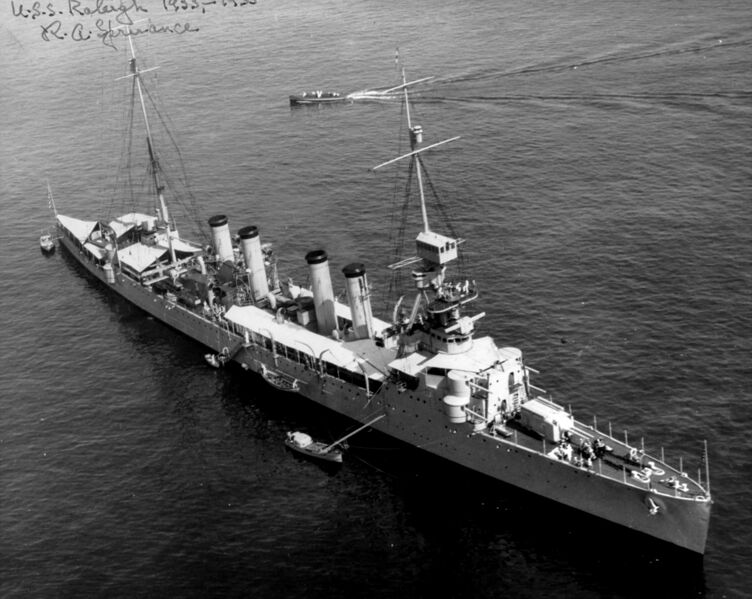 Файл:USS Raleigh 19.jpg