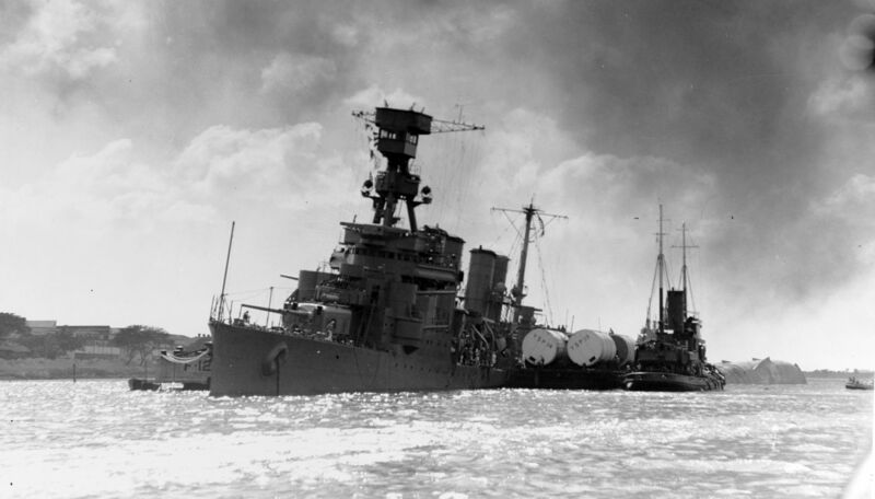 Файл:USS Raleigh 23.jpg