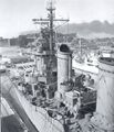 USS San Francisco во время модернизации 1943 года. Вид на центральную часть корабля