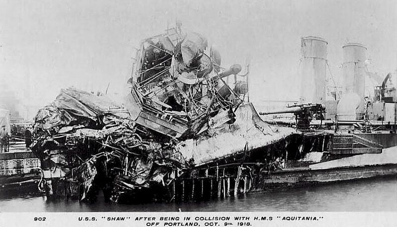Файл:USS Shaw Aquitania.jpg