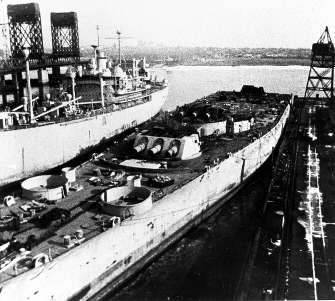 Файл:USS South Dakota 26.jpg