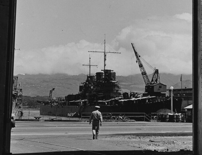 Файл:USS StLouis 06.jpg