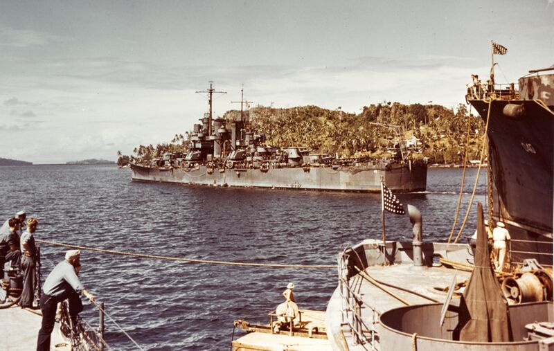 Файл:USS StLouis 17.jpg