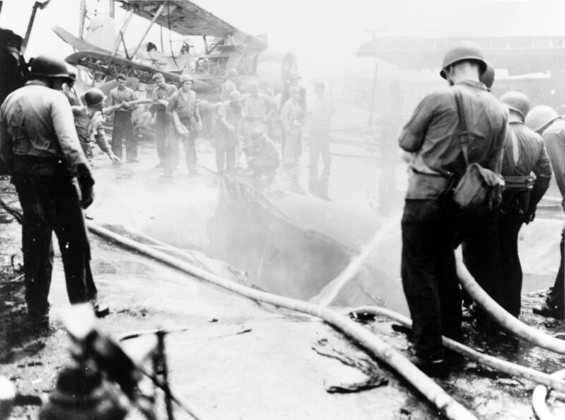 Файл:USS StLouis 20.jpg