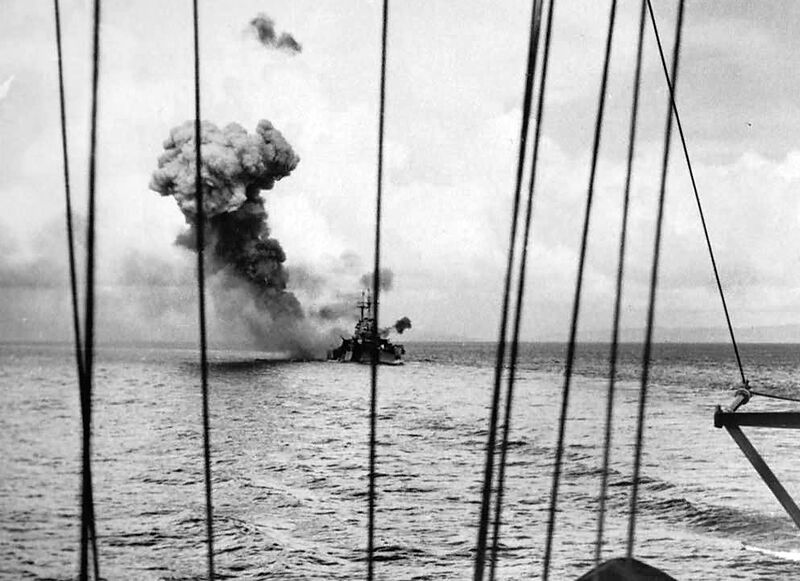 Файл:USS StLouis 30.jpg