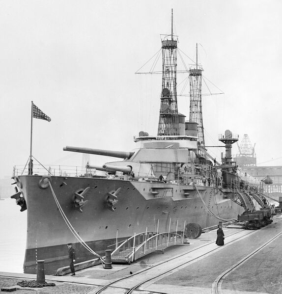 Файл:USS Texas 61.jpg