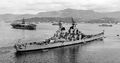 Линкор USS Wisconsin и USS Oriskany. Сасебо, 27 октября 1953 г.