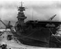 USS Yorktown в сухом доке Перл-Харбора. 29 мая 1942 года